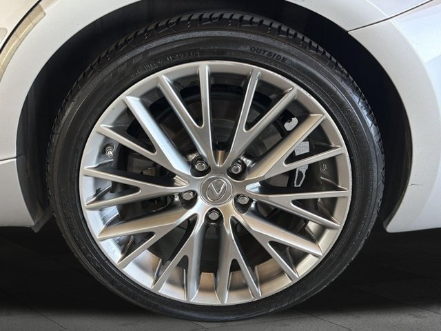 Used 2016 Lexus IS 200t w/ Premium Package RWD image 23