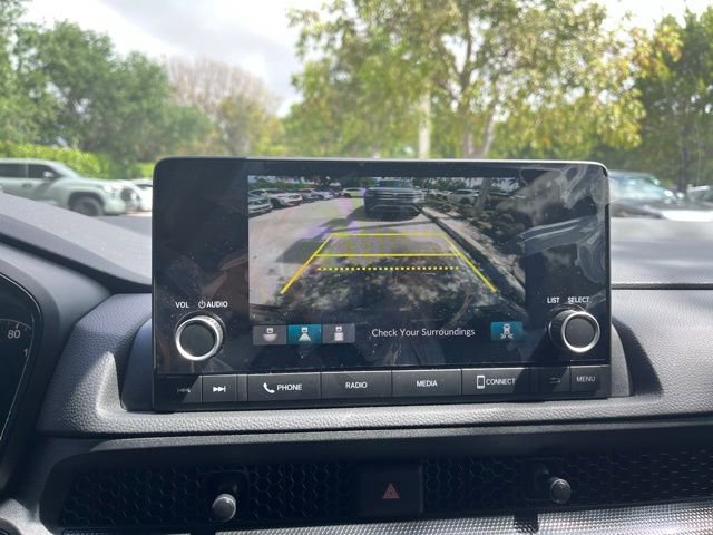 Used 2025 Honda CR-V EX image 8