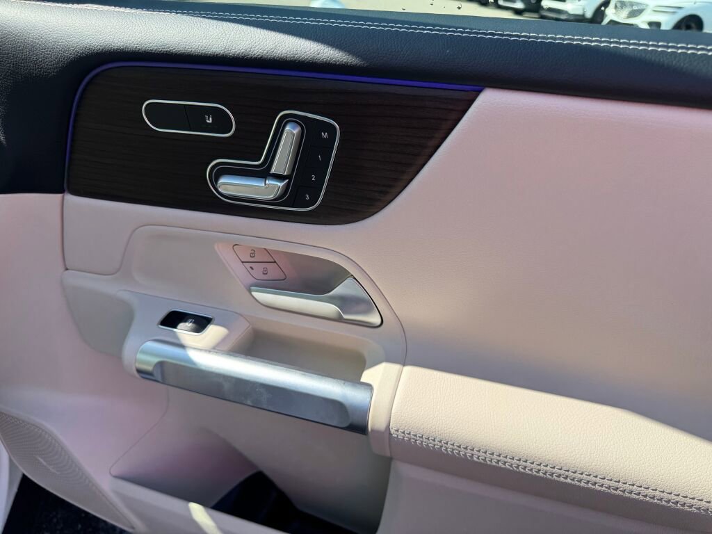 New 2026 Mercedes-Benz GLB 250 GLB 250 image 22