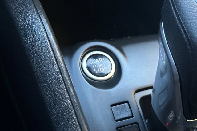 Certified 2025 Nissan Kicks Play S FWD image 26