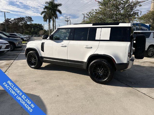 Used 2025 Land Rover Defender 110 S AWD/4WD image 33