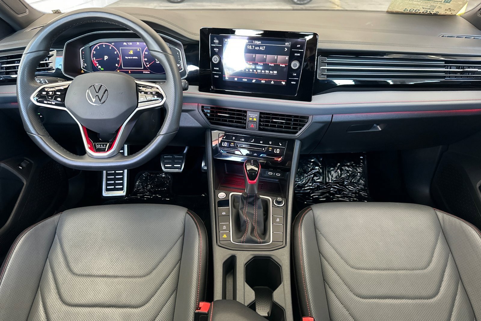 Used 2025 Volkswagen Jetta GLI Autobahn FWD image 12