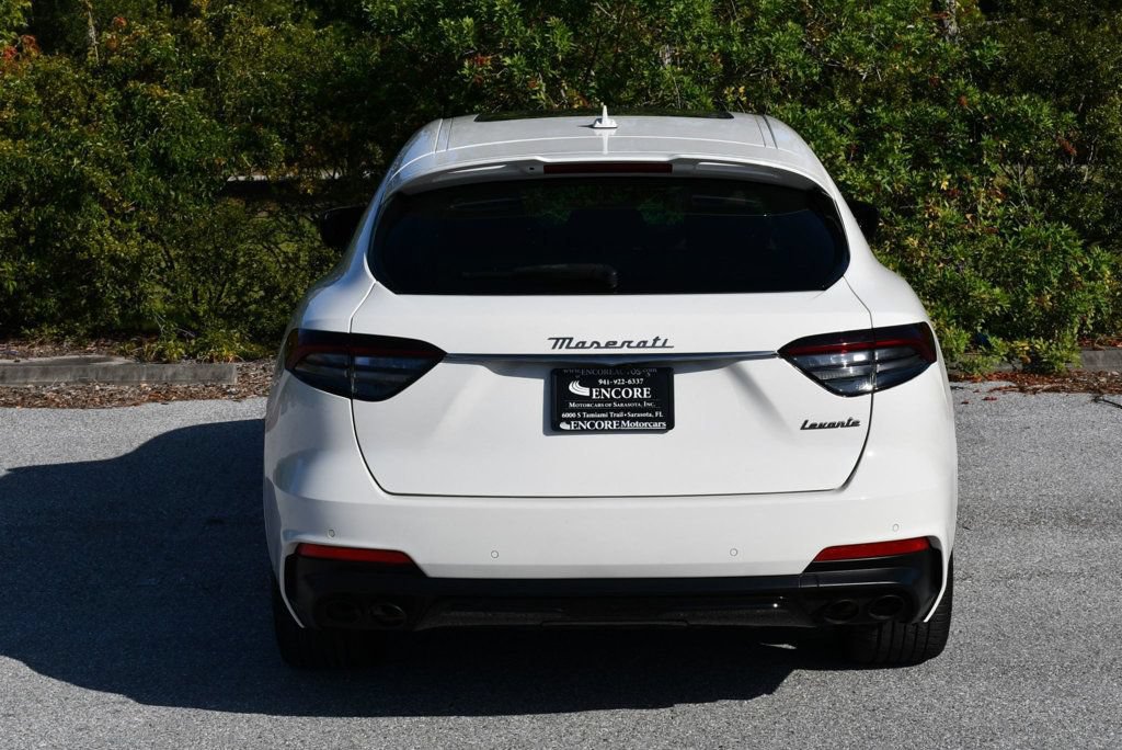 Used 2022 Maserati Levante Modena AWD/4WD image 5