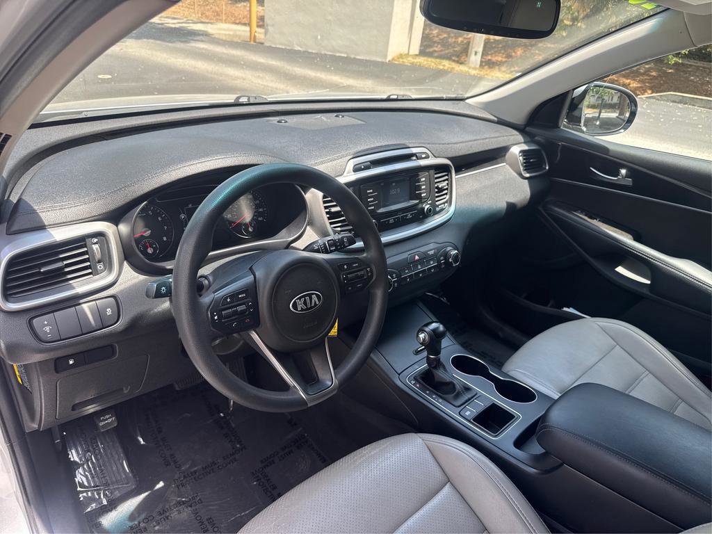 Used 2018 Kia Sorento L FWD image 31