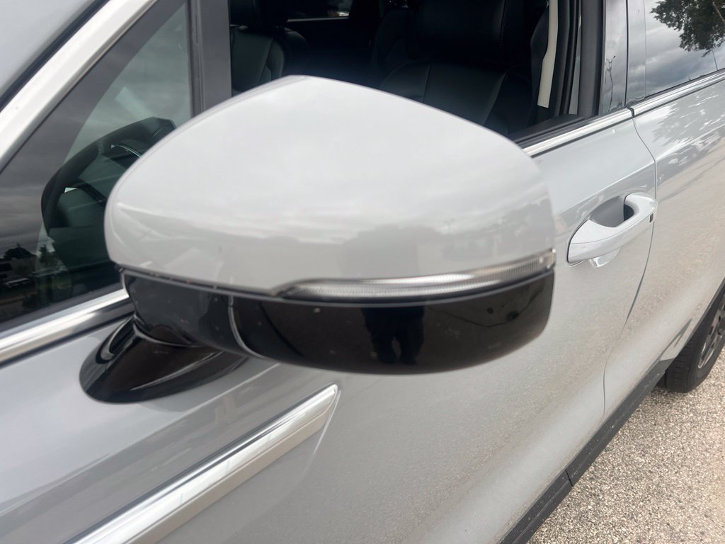 Certified 2024 Kia Sorento S FWD image 29