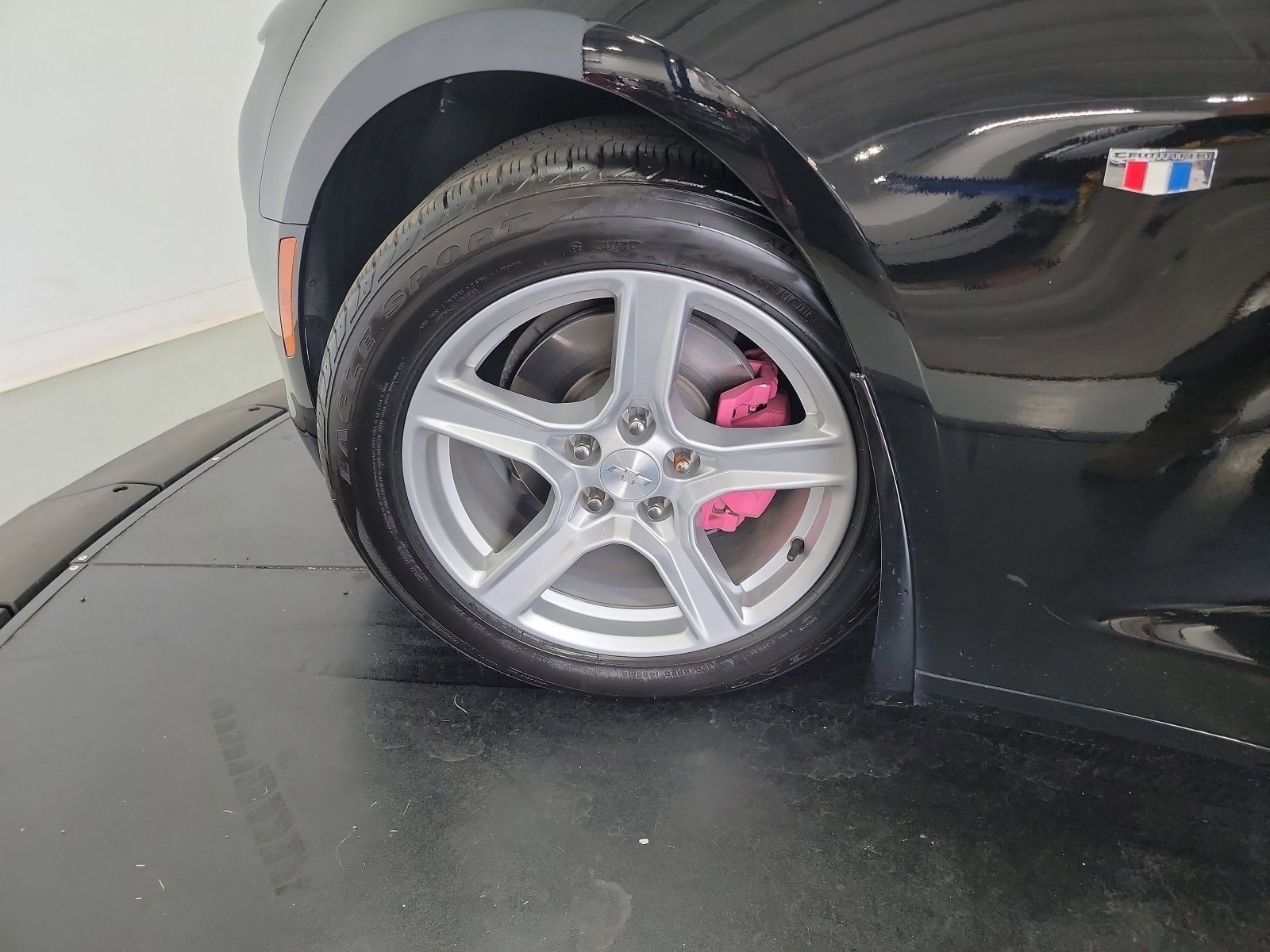 Used 2021 Chevrolet Camaro LT RWD image 30