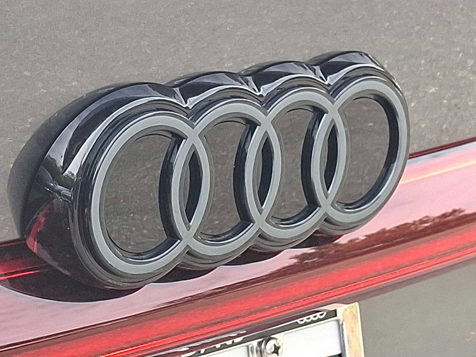 New 2025 Audi S6 e-tron Premium Plus image 17