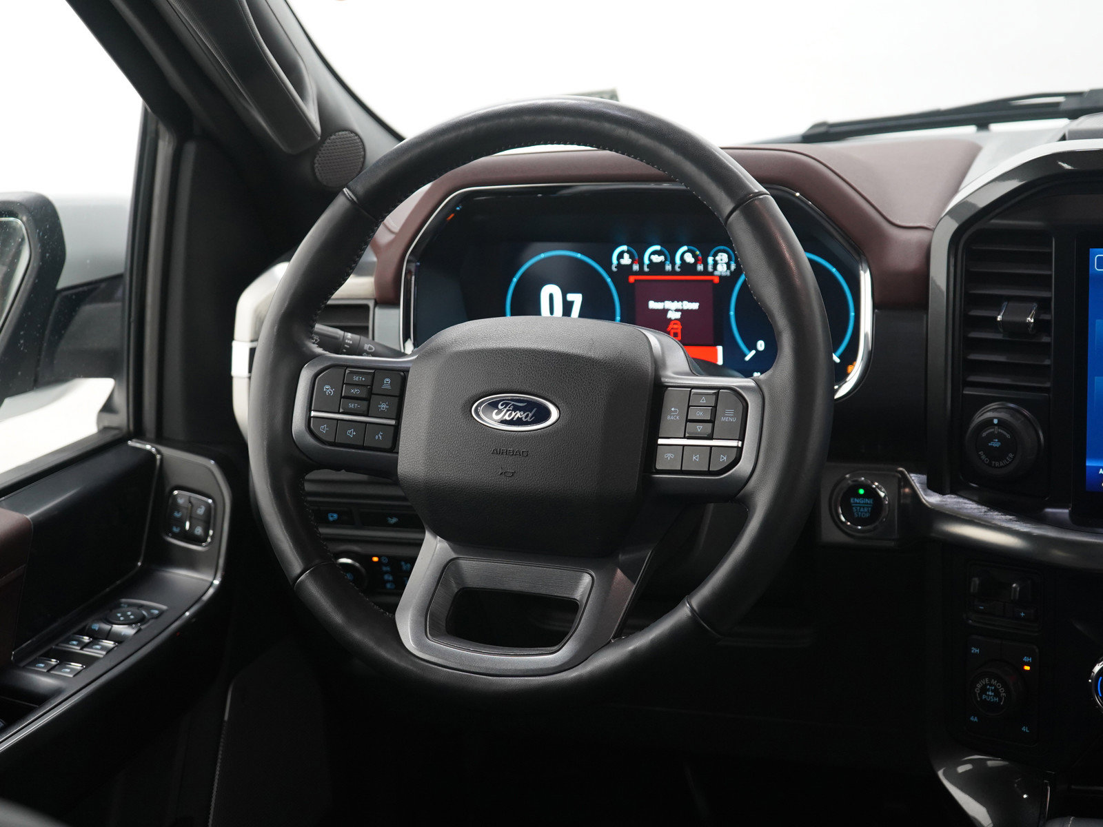 Used 2023 Ford F150 Lariat w/ Equipment Group 502A High image 13