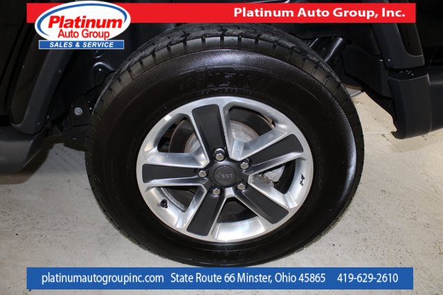 Used 2019 Jeep Wrangler Unlimited Sahara w/ Safety Group image 49