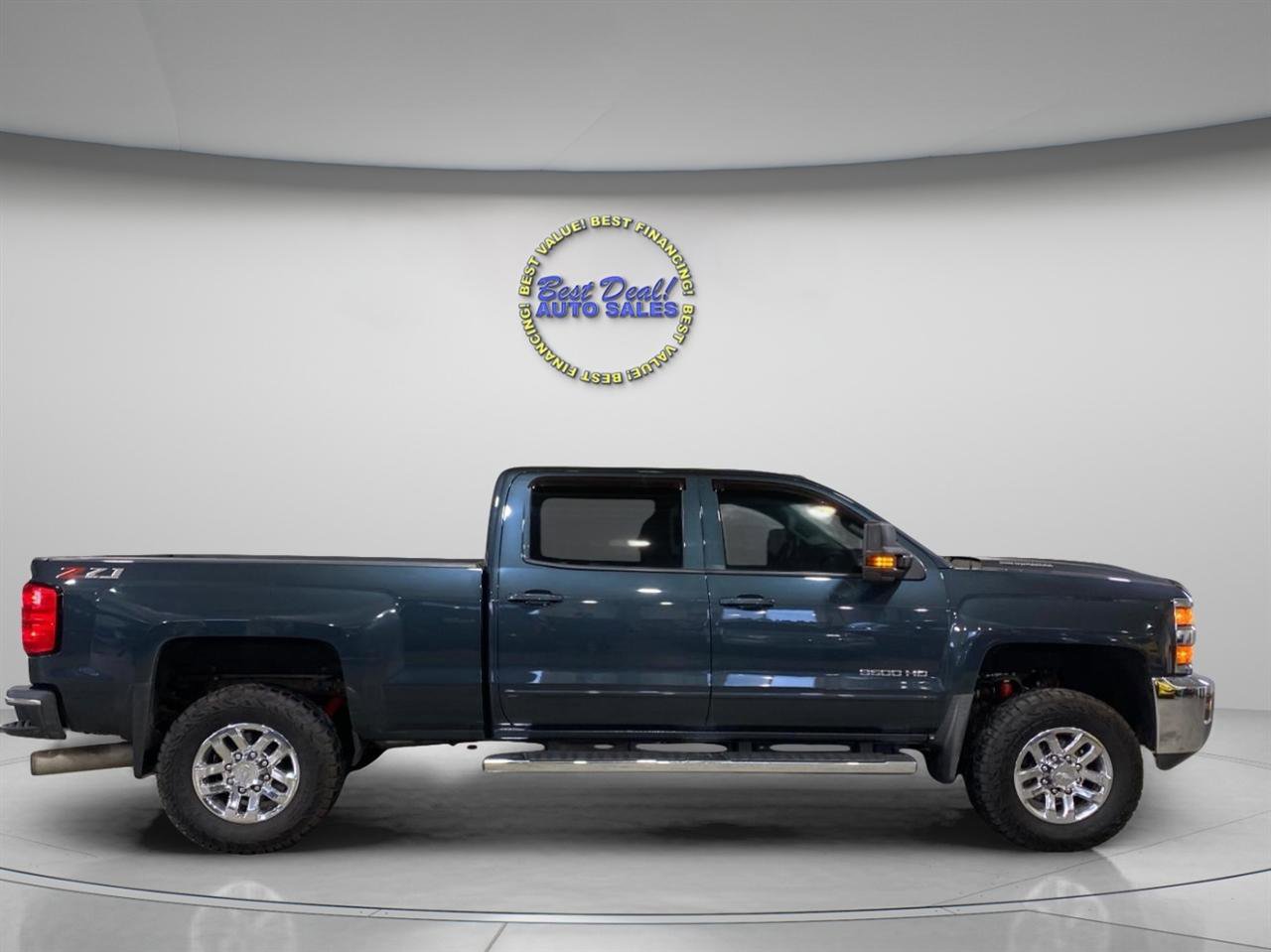 Used 2018 Chevrolet Silverado 3500 LT w/ LT Convenience Package AWD/4WD image 8