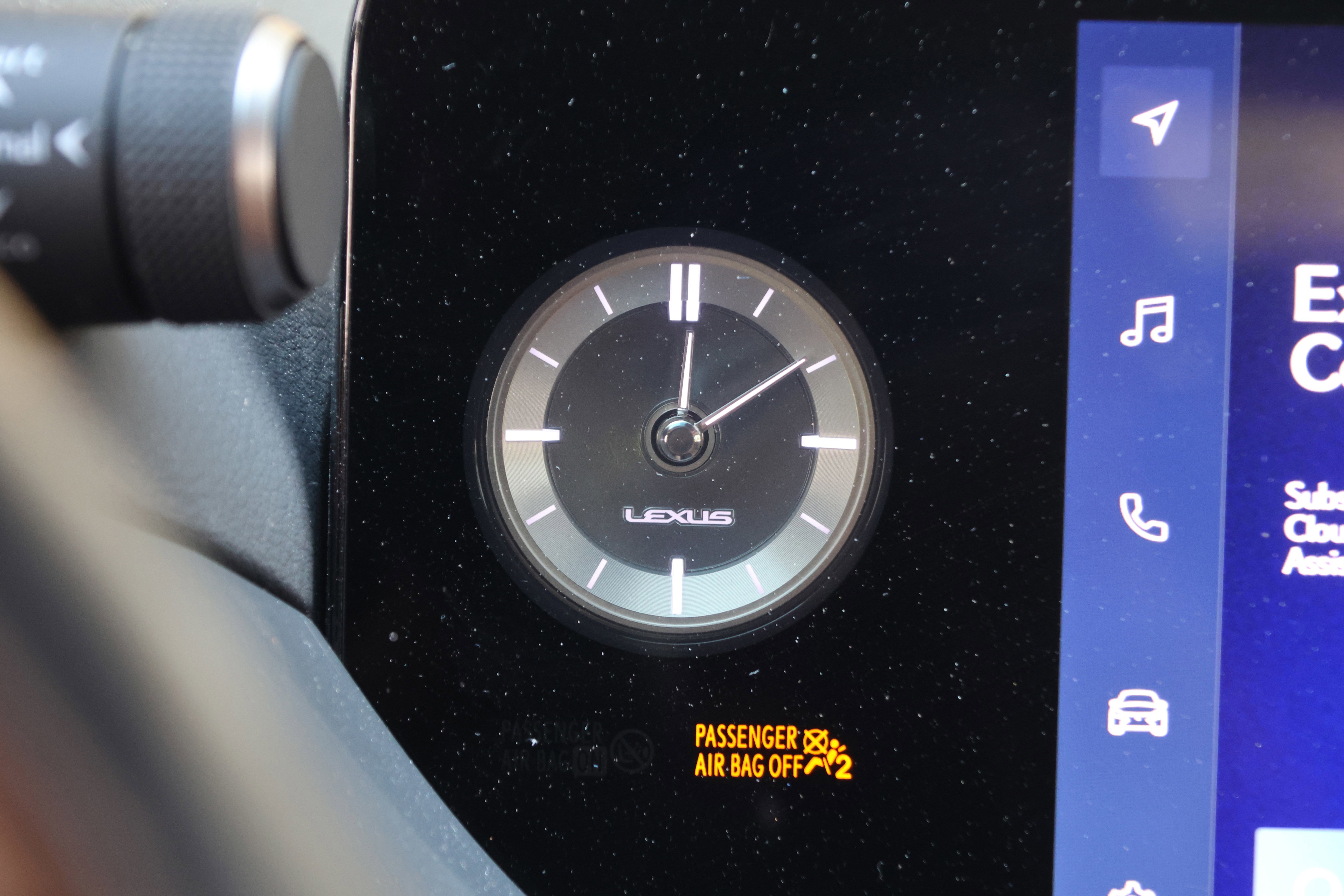 Certified 2023 Lexus ES 300h w/ Accessory Package (Z2) FWD image 25