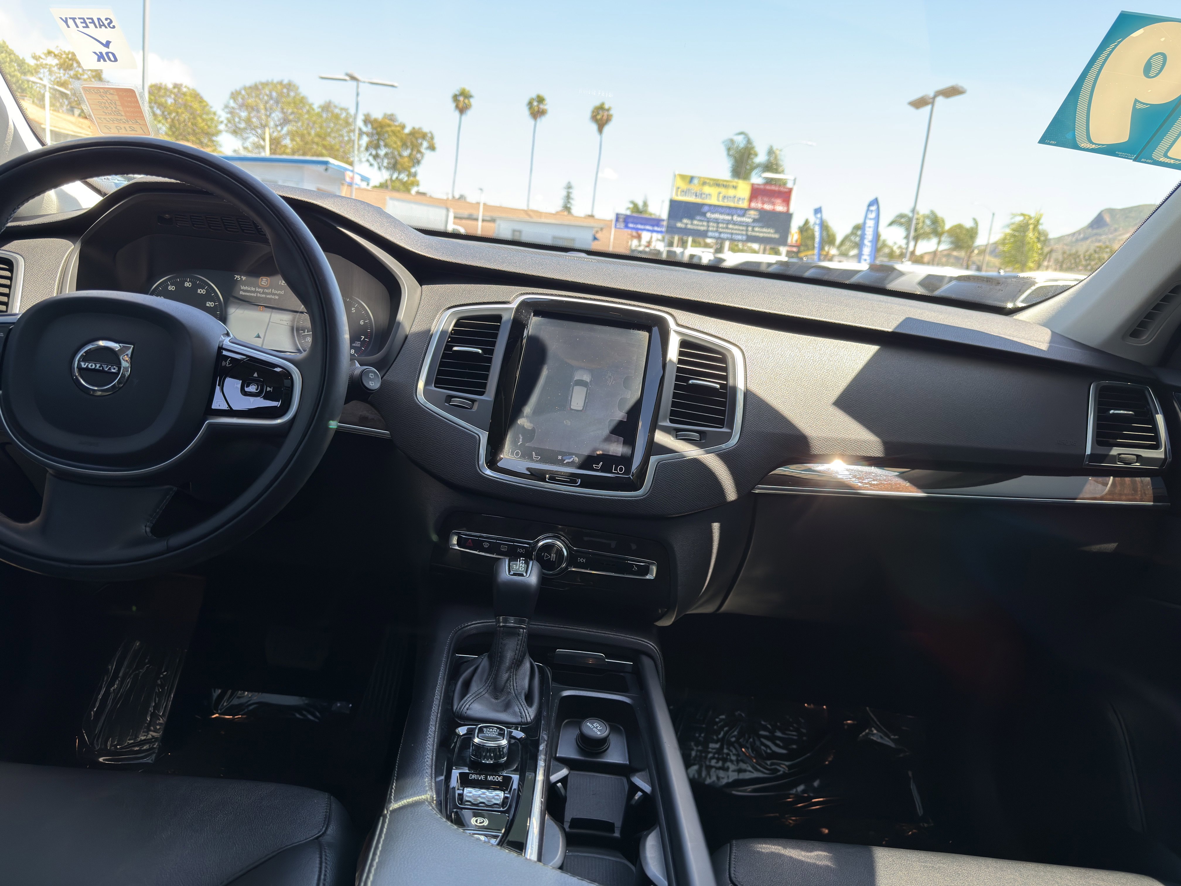 Used 2019 Volvo XC90 T5 Momentum w/ Advanced Package image 22