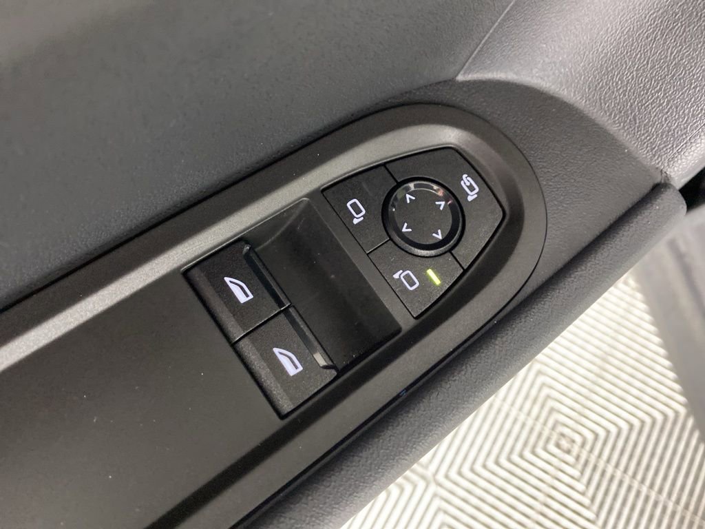 Certified 2025 MINI Cooper S image 7