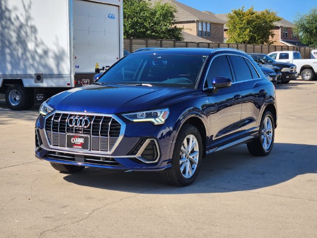 Used 2025 Audi Q3 2.0T Premium Plus w/ Premium Plus Package AWD/4WD image 11
