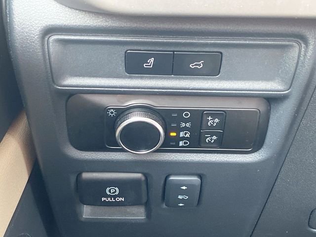 Used 2024 Ford Expedition Max XLT AWD/4WD image 18