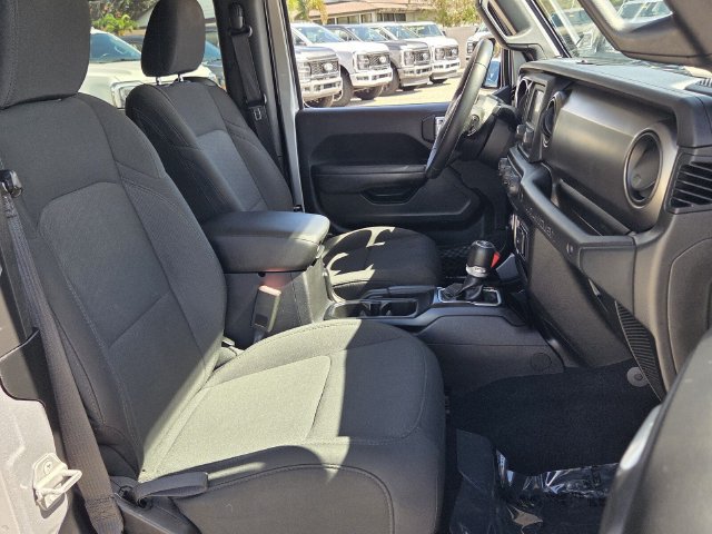 Used 2019 Jeep Wrangler Sport AWD/4WD image 20