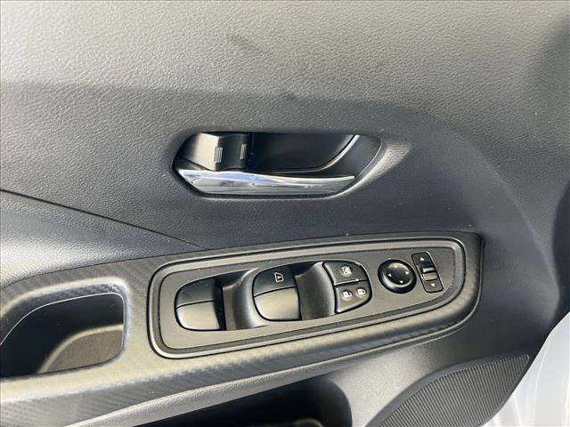 Used 2025 Nissan Versa SV image 16