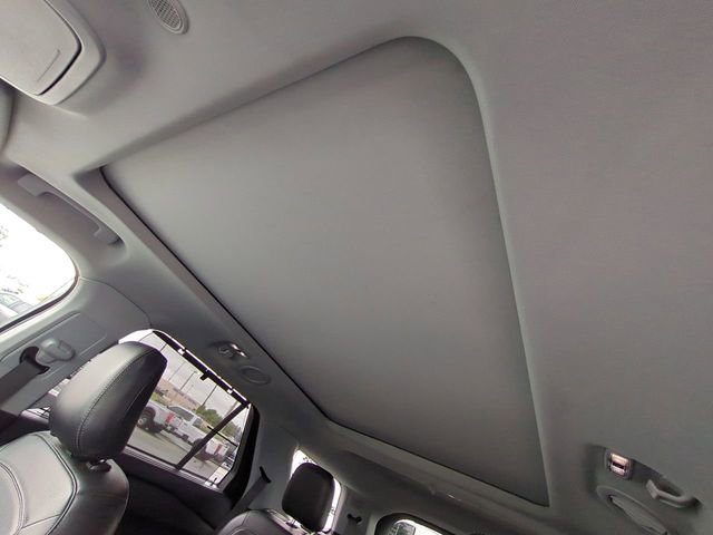 Certified 2022 Ford Explorer Limited w/ Equipment Group 301A RWD image 24
