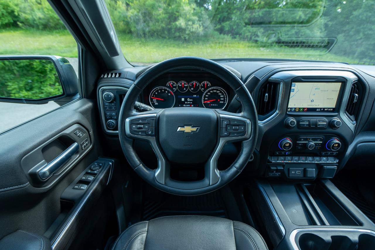 Used 2019 Chevrolet Silverado 1500 LTZ w/ LTZ Plus Package AWD/4WD image 14