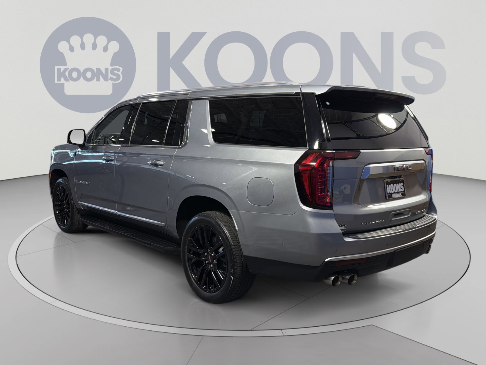 Used 2024 GMC Yukon XL Denali w/ Advanced Technology Package AWD/4WD image 4