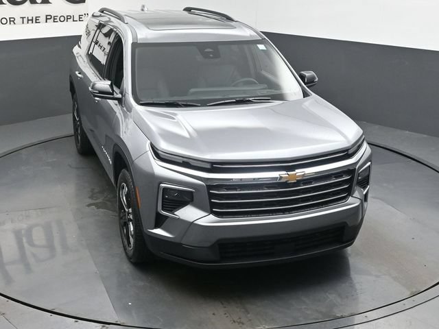 New 2027 Chevrolet Traverse LT w/ Sun and Wheel Package FWD image 26