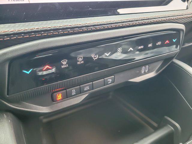 New 2026 Jeep Cherokee Limited AWD/4WD image 16