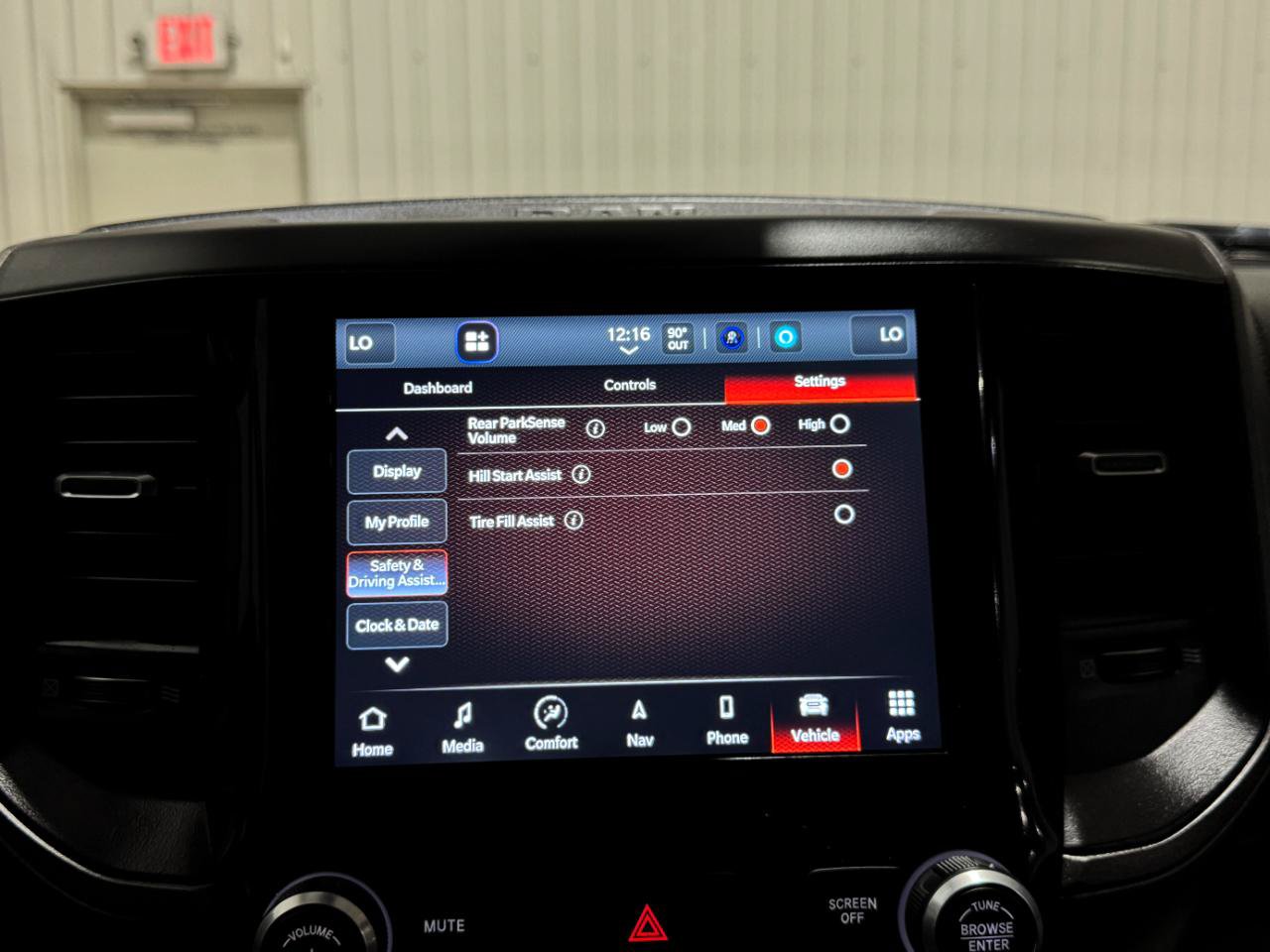 Used 2023 RAM 2500 Tradesman AWD/4WD image 37