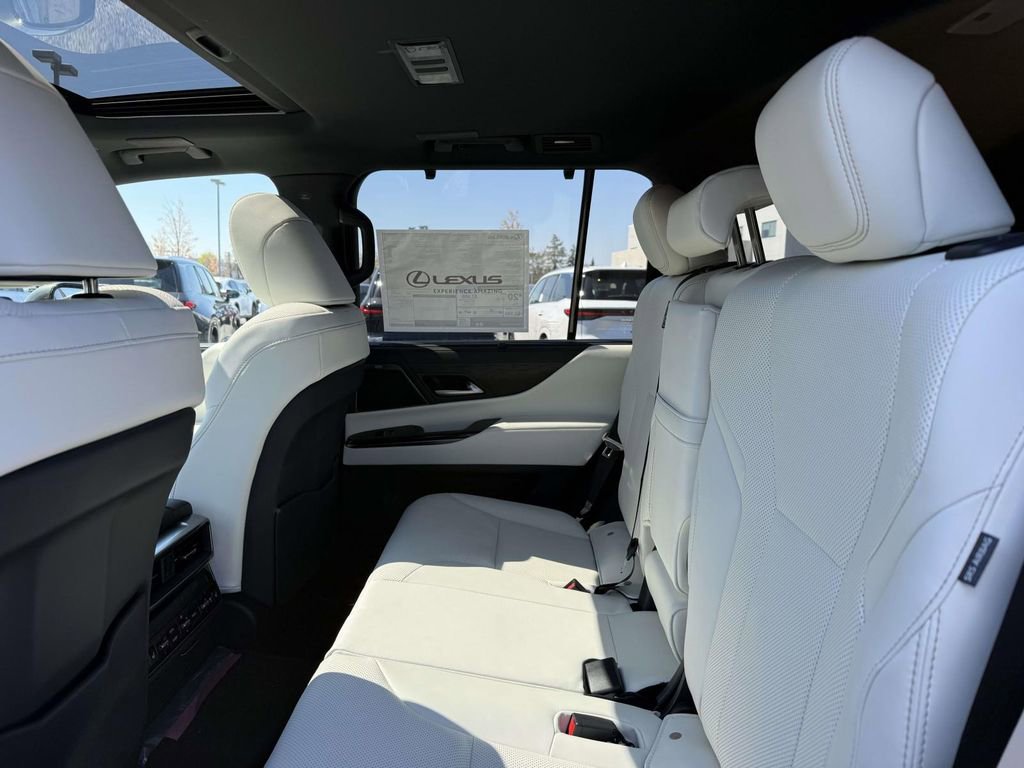 New 2026 Lexus LX 700h Luxury image 13