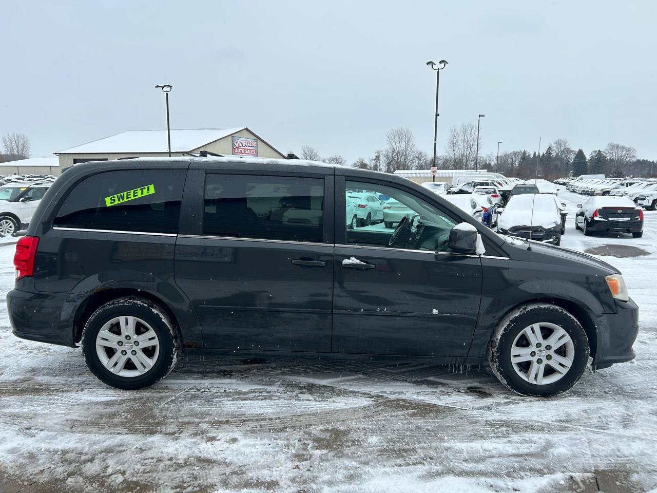 Used 2012 Dodge Grand Caravan Crew w/ Crew Value Pkg FWD image 4