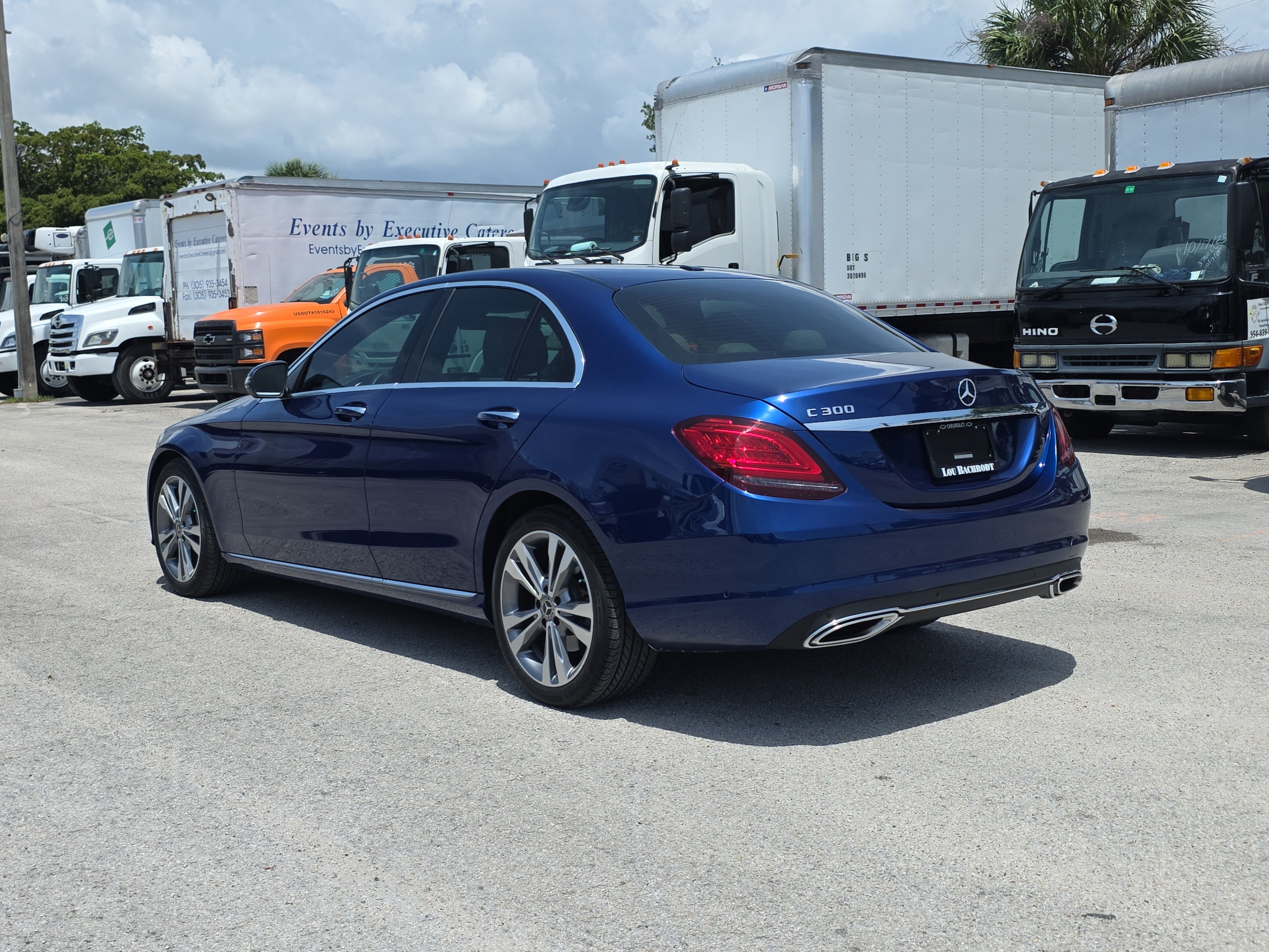 Used 2020 Mercedes-Benz C 300 Sedan image 5