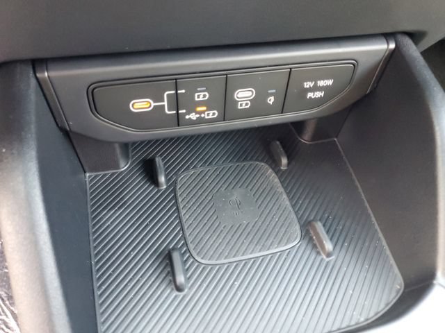 New 2025 Kia K4 GT-Line Turbo FWD image 19