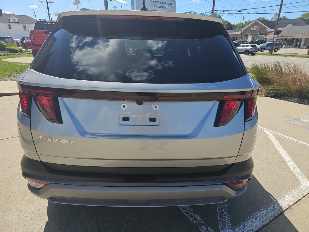 Used 2025 Hyundai Tucson SEL FWD image 14