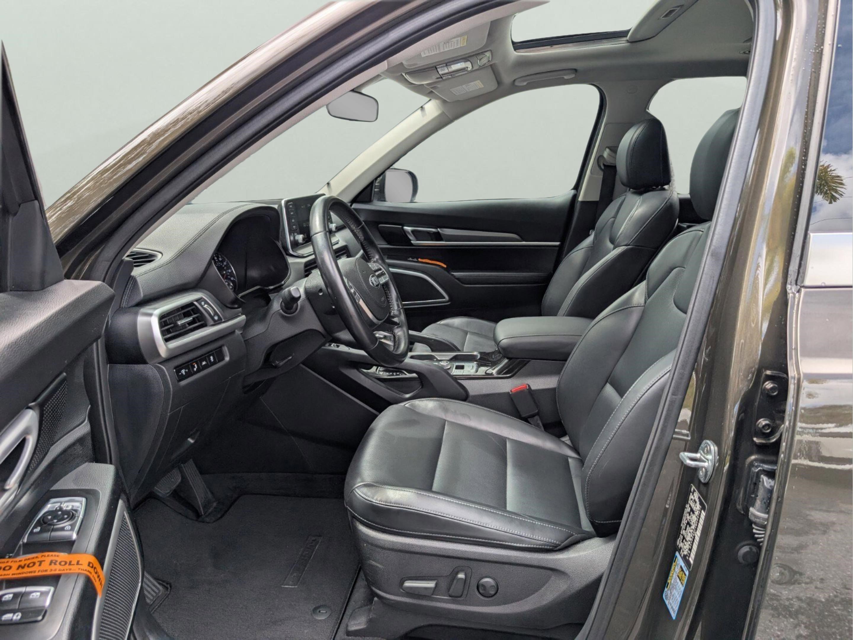 Used 2021 Kia Telluride S FWD image 10