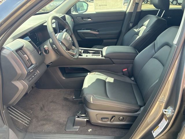 New 2026 Nissan Pathfinder SL FWD image 7