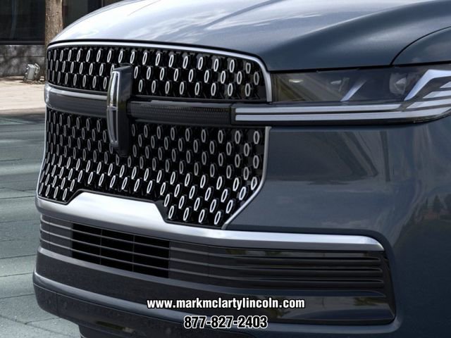 New 2026 Lincoln Navigator Reserve AWD/4WD image 17