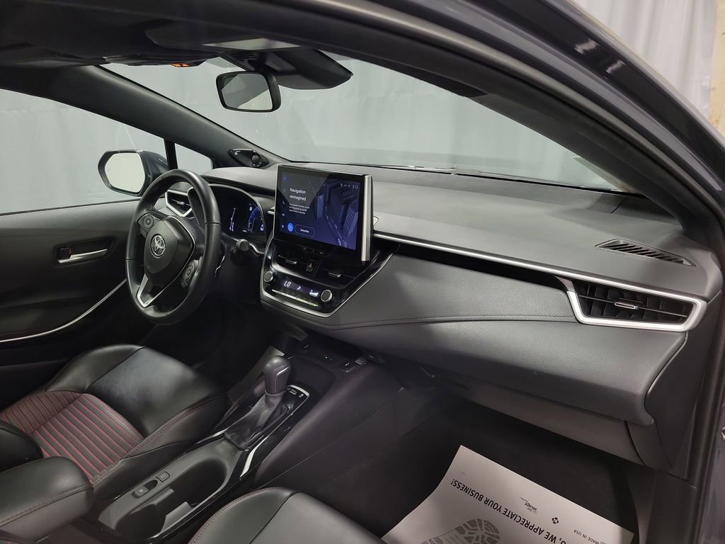 Used 2025 Toyota Corolla XSE image 28