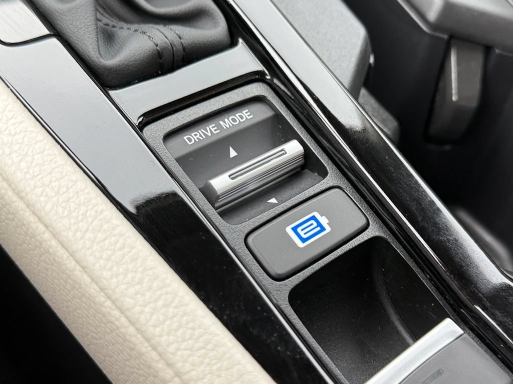 Used 2024 Honda Accord EX-L image 36