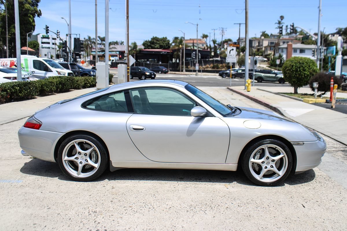 Used 2001 Porsche 911 GT3 RS image 5