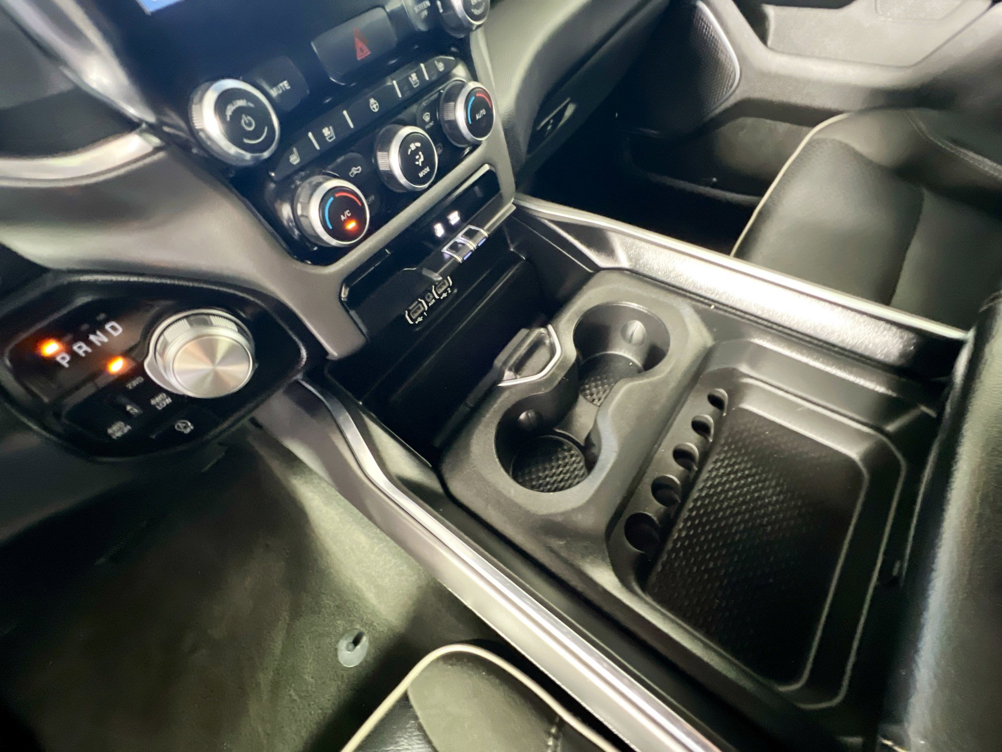 Used 2024 RAM 1500 Laramie image 26