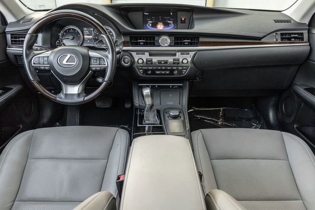 Used 2018 Lexus ES 350 w/ Premier Package image 6