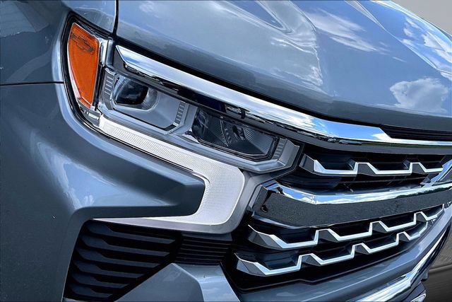 Used 2024 Chevrolet Silverado 1500 LTZ w/ Technology Package AWD/4WD image 31