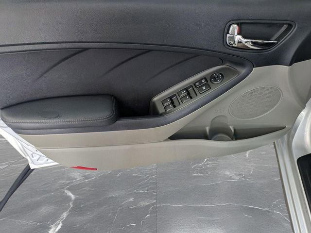 Used 2015 Kia Forte LX image 13