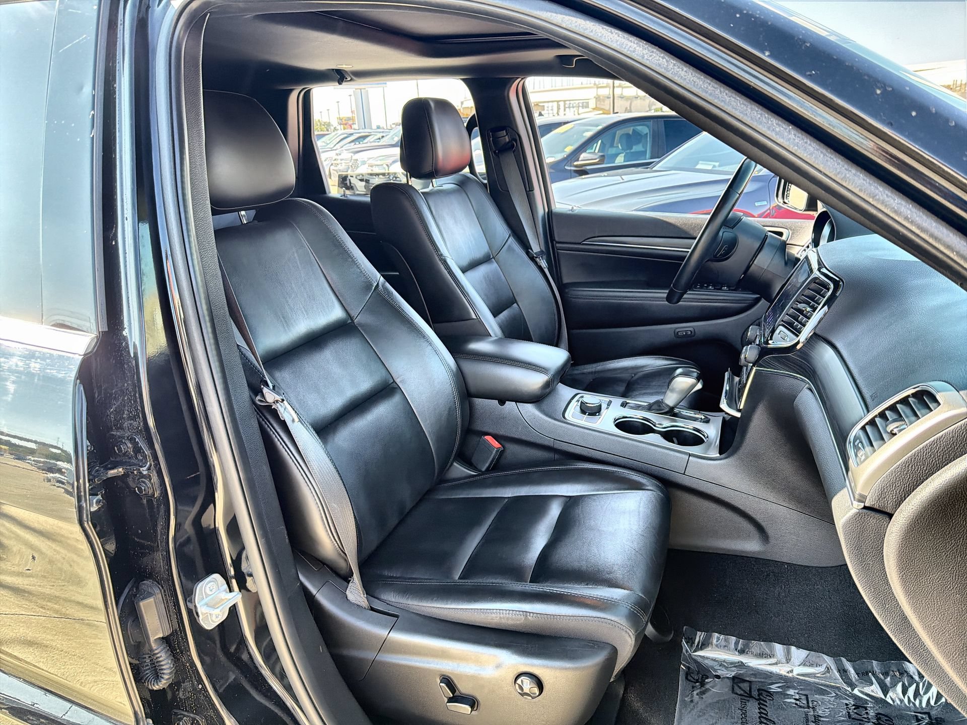 Used 2021 Jeep Grand Cherokee Limited AWD/4WD image 25