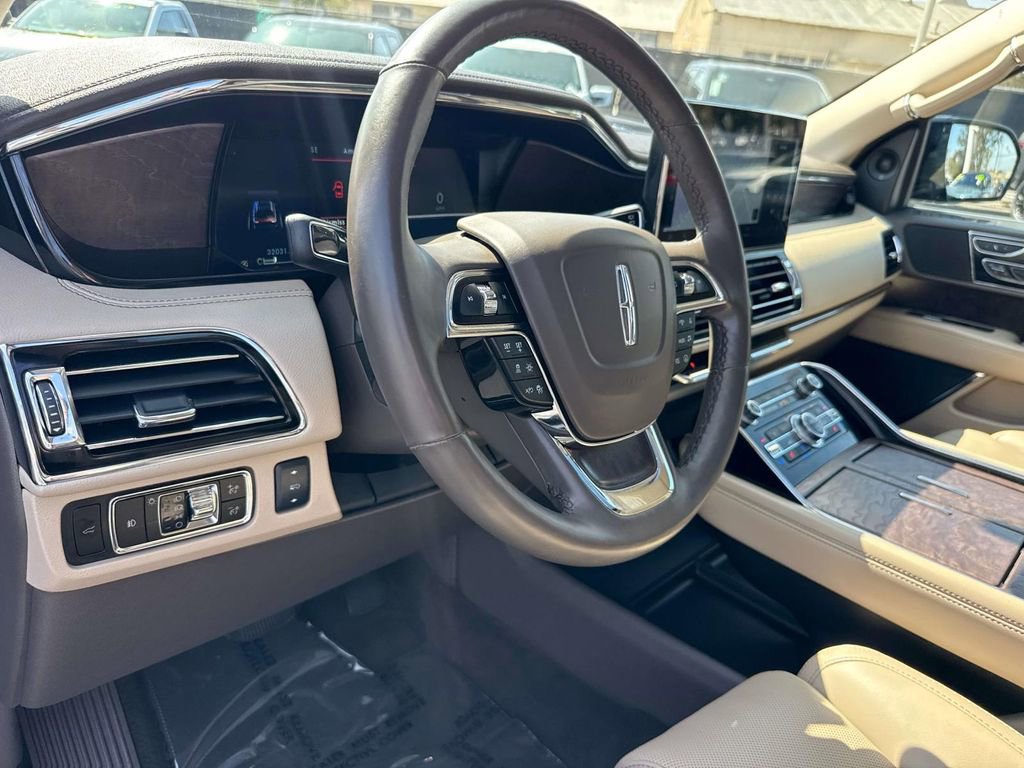 Certified 2023 Lincoln Navigator Reserve image 27