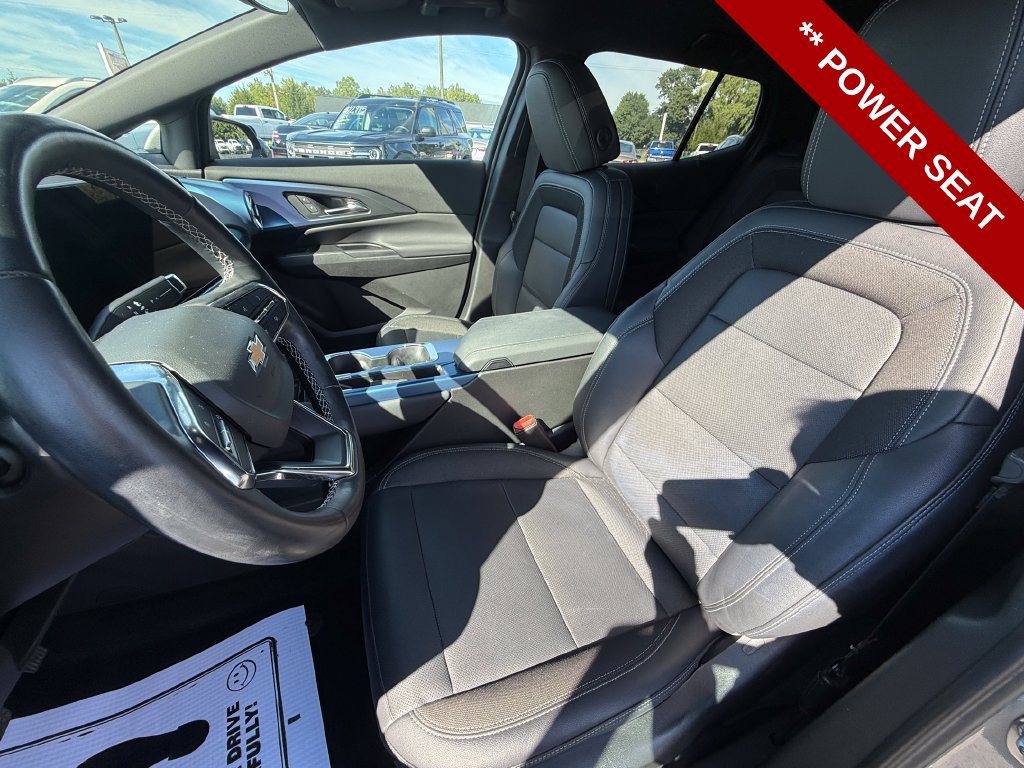 Used 2024 Chevrolet Equinox EV LT FWD image 14