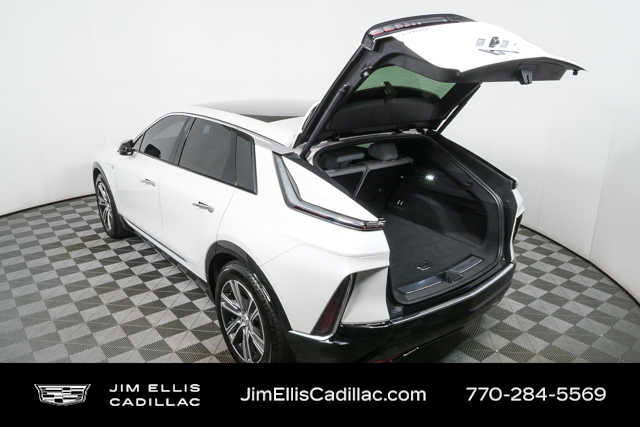 Certified 2024 Cadillac Lyriq Luxury image 28
