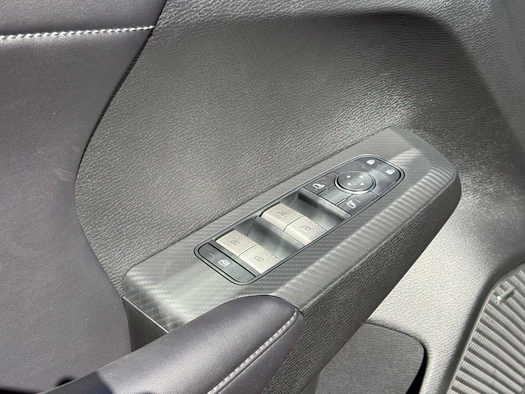 New 2026 Mitsubishi Outlander LE FWD image 32