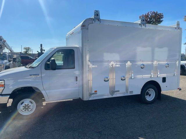 New 2026 Ford E-350 and Econoline 350 Super Duty w/ Power Equipment Group image 2