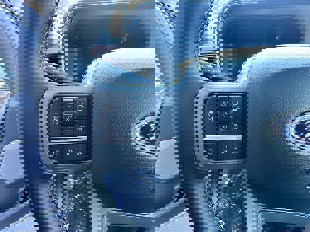 New 2025 Ford F350 Lariat w/ Lariat Ultimate Package image 19