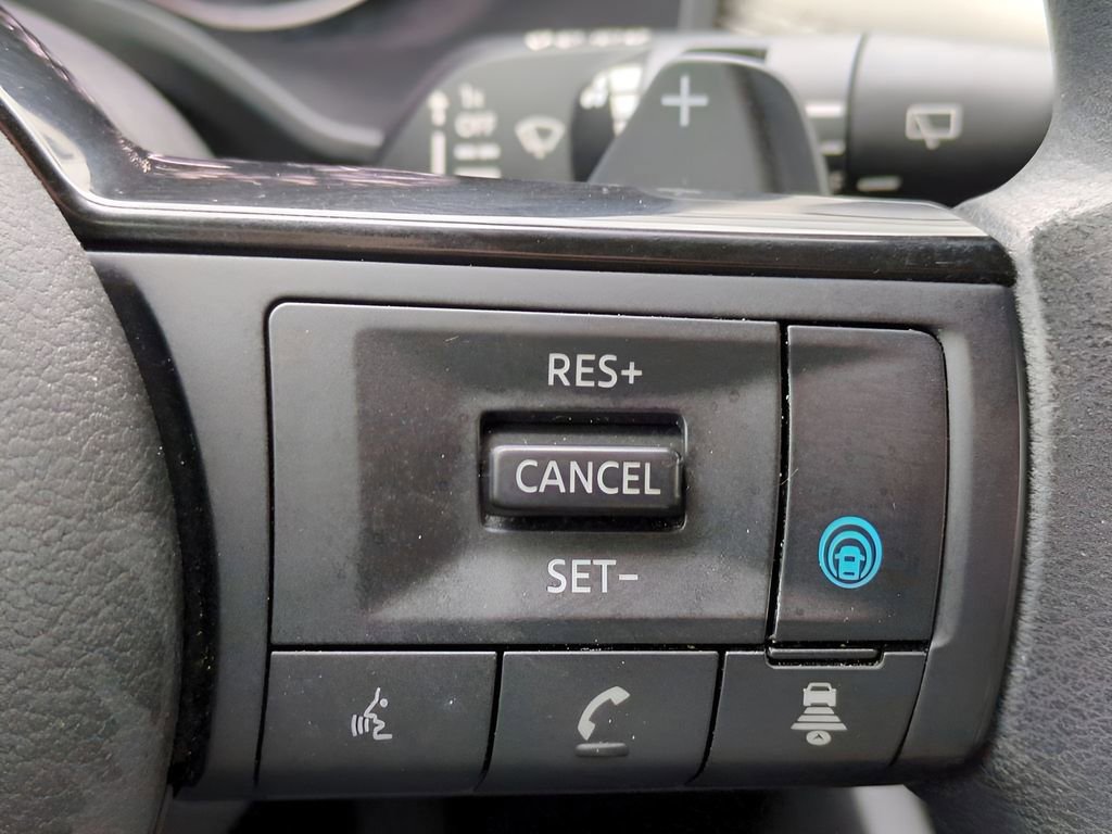 Certified 2022 Nissan Rogue SV image 25